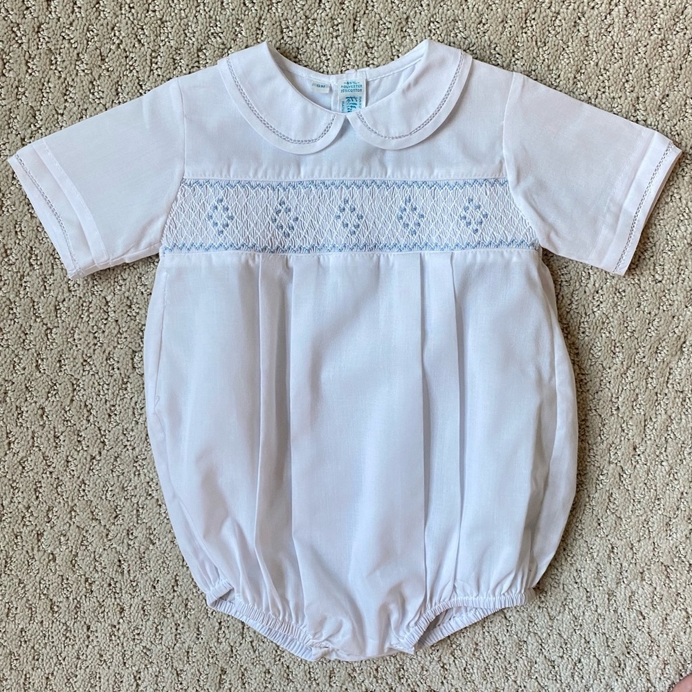 Feltman Brothers Smocked Diamond Bubble - size 9M